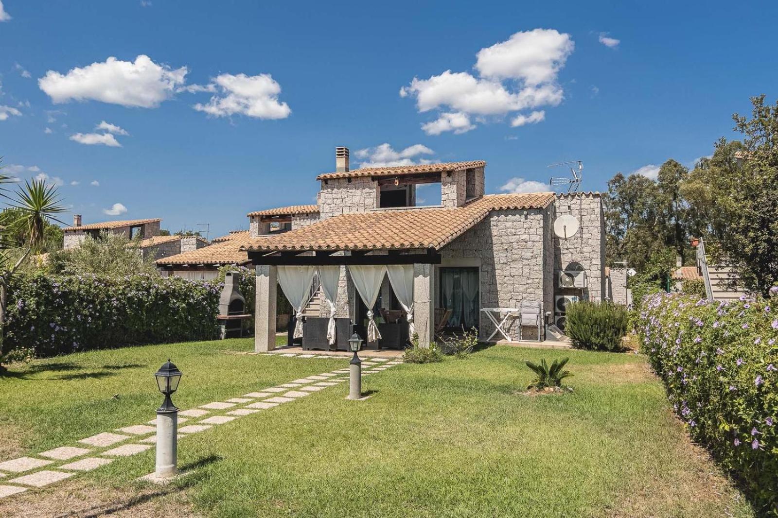 Villa Cala Sinzias 카스티아다스 외부 사진
